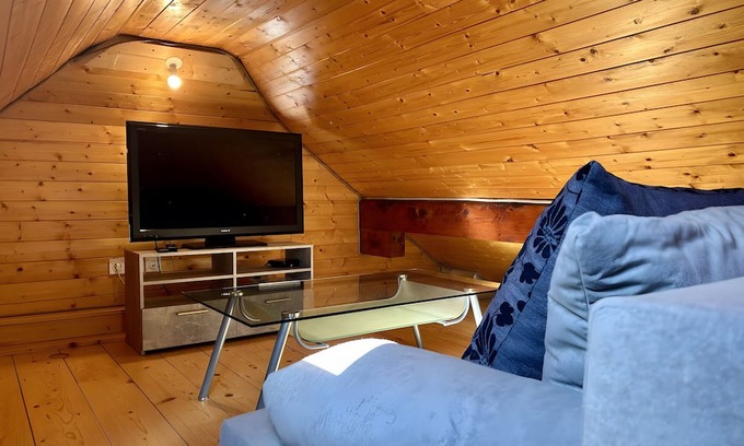 Saint-Pierre-d'Albigny Apartment | Chez fred 201 - parking wifi- clg savoie