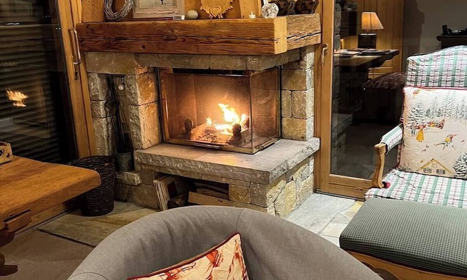La Clusaz Ski Chalet | Chalet Les Recorbaz
