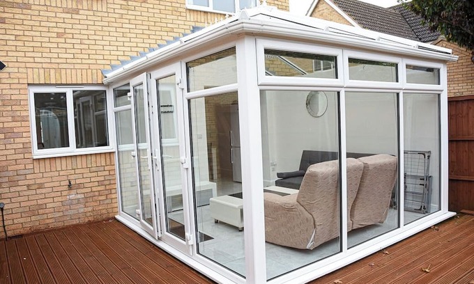 Peterborough House | Peterborough Haven: 3BD Family Home Retreat