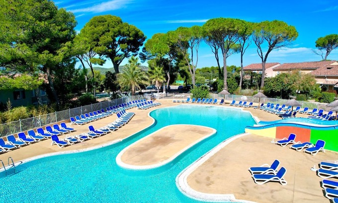 Calvisson Apartment | L'écrin du mas, 4 guests, Pool in Calvisson