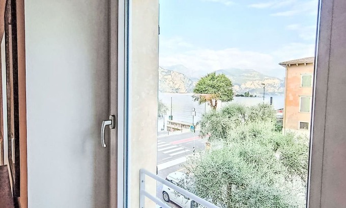 Assenza Apartment | Nice apartment for 14 people with A/C, WIFI, TV and balcony