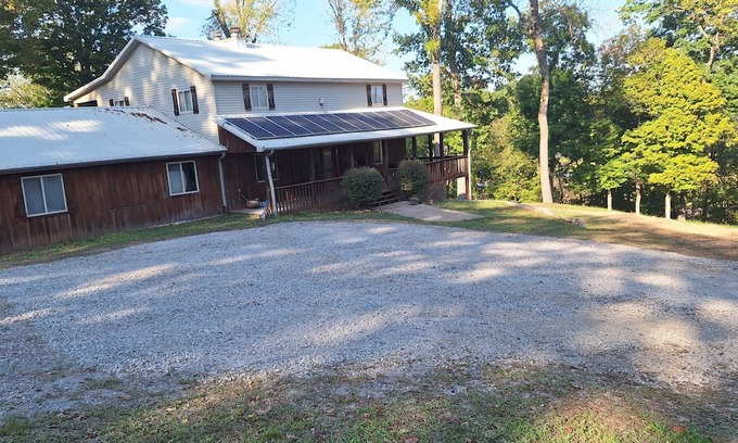 Cadiz Cabin | 4 bedroom lakefront retreat with breathtaking views