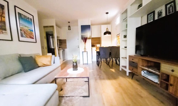 Frejus Apartment | Appartment (2 rooms/4 persons) with terrasse and swimminpool