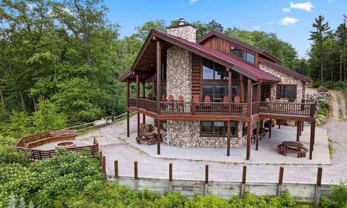 Mio Cabin | Caribou Ridge! Sleep 28+. 1of2 Lodges StunningView