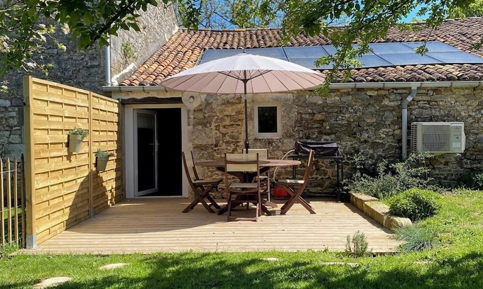 Varzay Bed & Breakfast | Le Domaine du Petit Bois, Gîte L'étable