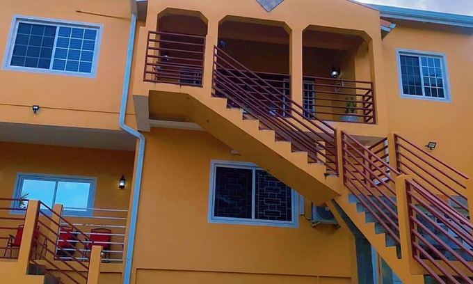 St. George's House | Charming 5 bedroom home