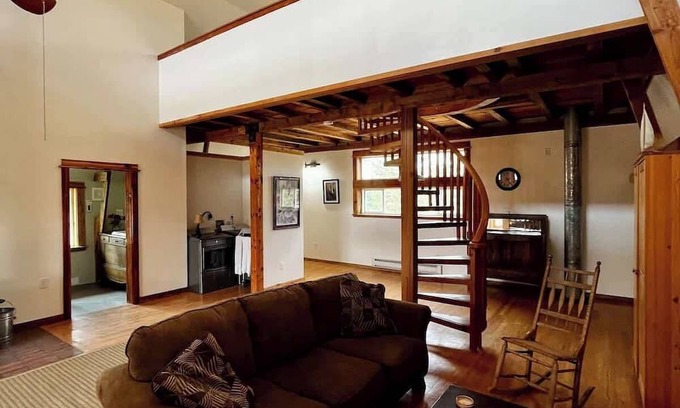 Bozeman Apartment | Fully Renovated 1800s Red Barn Close to Everything