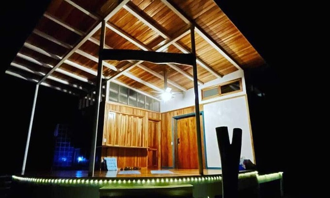 Cahuita Cabin | HAPPINESS IN THE JUNGLE