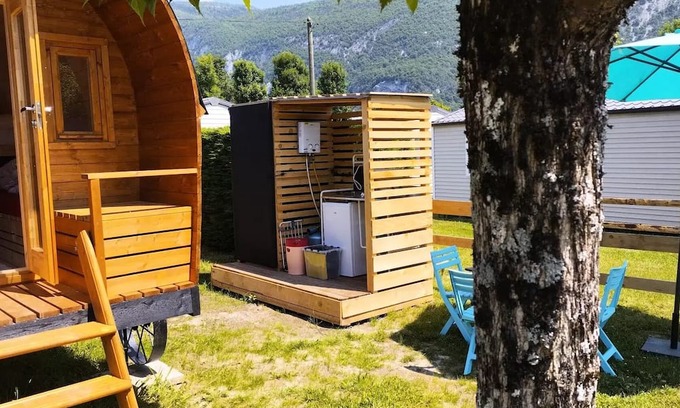 Novalaise Cabin | 3-person caravan