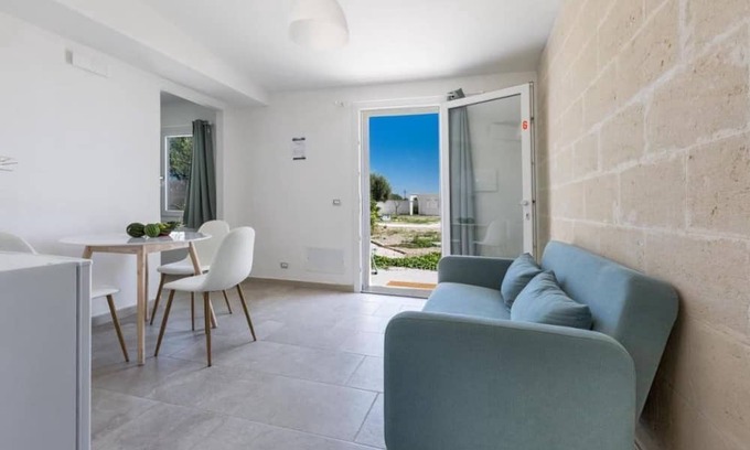 Monti D'arena-Bosco Caggione Condo | Vacations in Apulia - Villa Lea vacation apartments with pool and large outdoor area