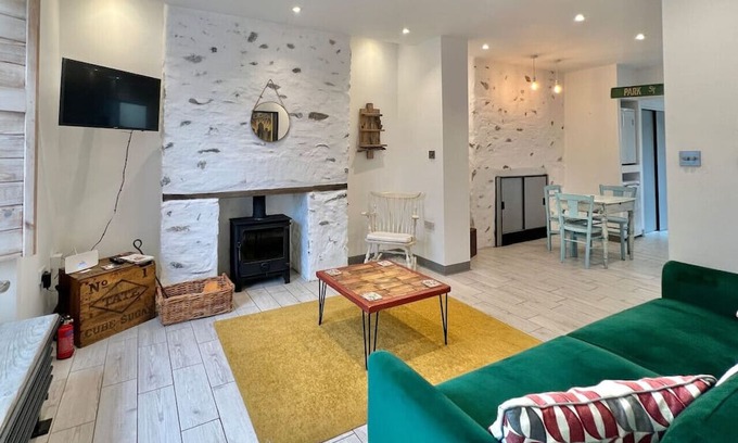 Totnes Apartment | Totnes Centre Charming Flat
