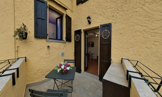 Lierna Apartment | Lady and the Tramp