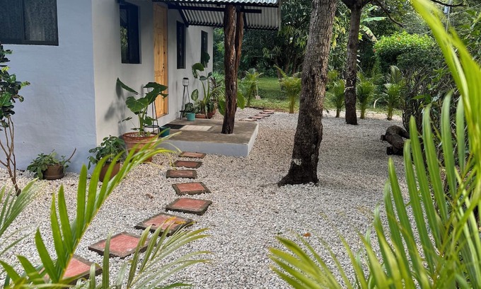 Avellanas Beach Villa | Charming 2-bedroom Casita in Playa Lagartillo near Avellanas and Negra
