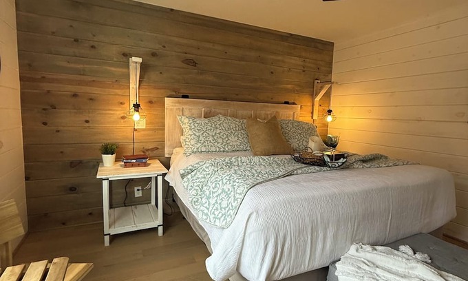 Panguitch House | Cozy Casita in Panguitch: Private Patio, Firepit, Near Bryce Canyon & Zion