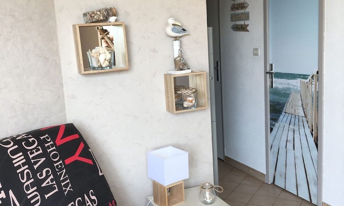Valras-Plage Apartment | Studio port Valras-Plage 400 m from the beach