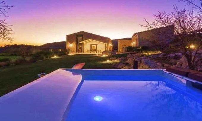 Ragusa Villa | Casale del Mandorlo piscina - jacuzzi riscaldata