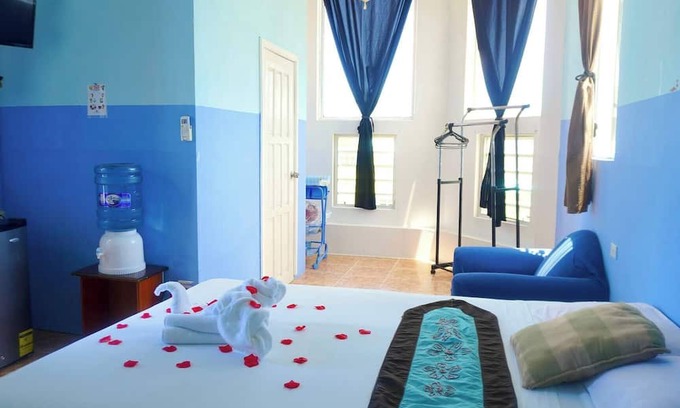 Belize City Apartment | See Belize SEABREEZE Sea View Studio with Balcony, Pool & Overwater Deck, 2nd FL