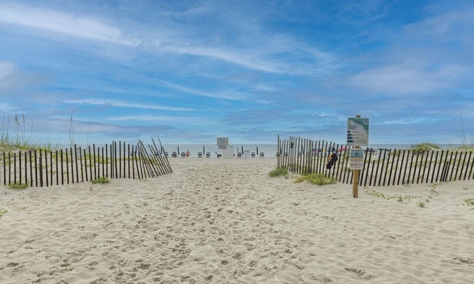 Gulf Shores Condo | Sunchase Unit 204 Gulf view