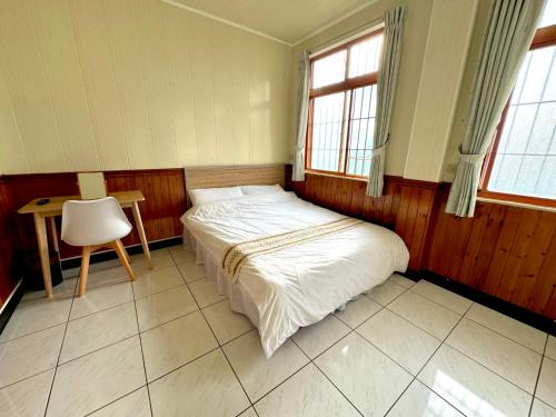 Fuxing District Bed & Breakfast | 一路向山民宿