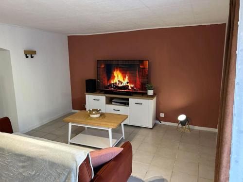 Saint-Etienne-des-Sorts Apartment | Appartement St-Étienne-des-Sorts