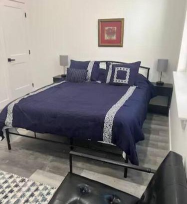 East Parkside Apartment | Spacious Apt \ Sleeps 3