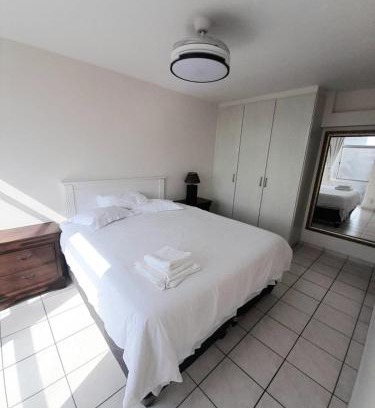 North Beach Apartment | Oceanic 84 Durban